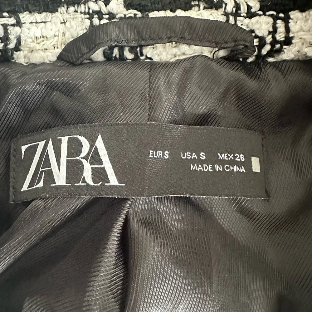 Zara Houndstooth Double Breasted Blazer with Detailed Buttons Size Small - Picture 10 of 10